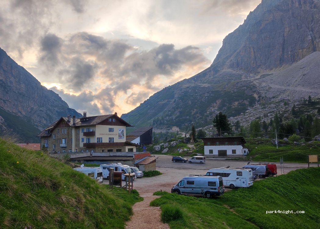 (32043) Cortina d'Ampezzo - 3 Passo Falzarego — foto