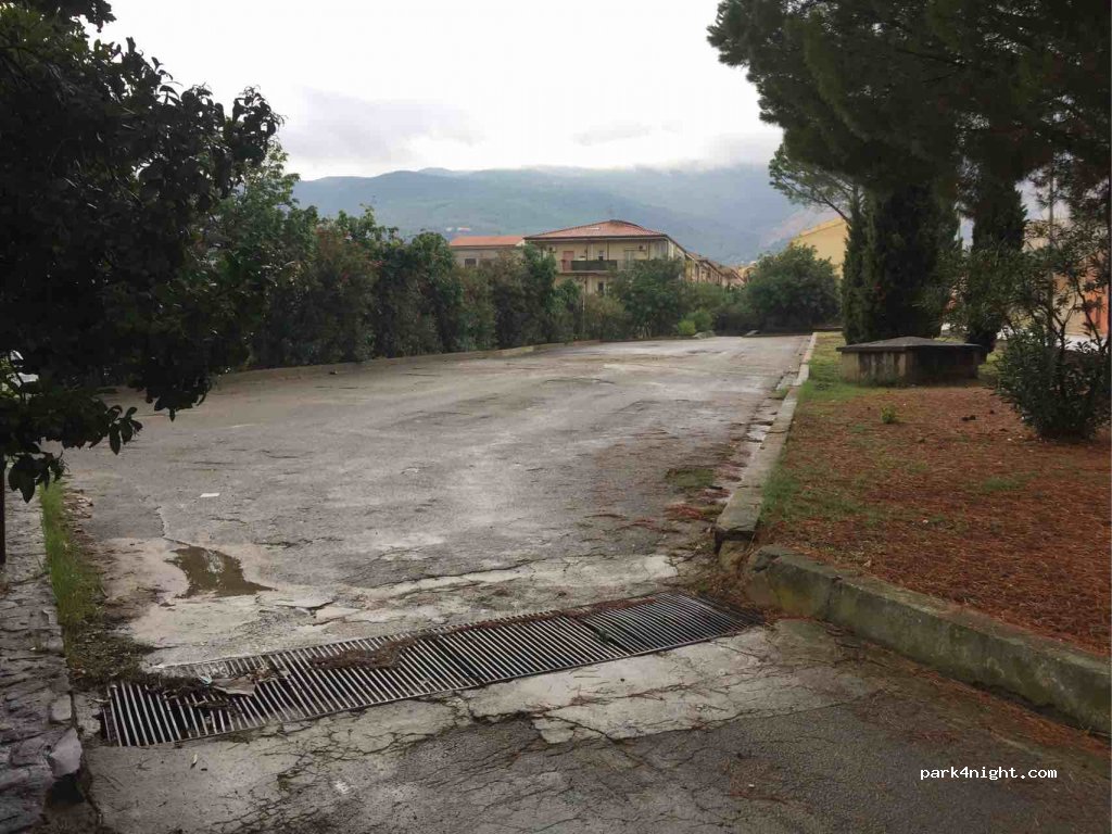 (90013) Castelbuono - 191 Via Dante Alighieri — foto