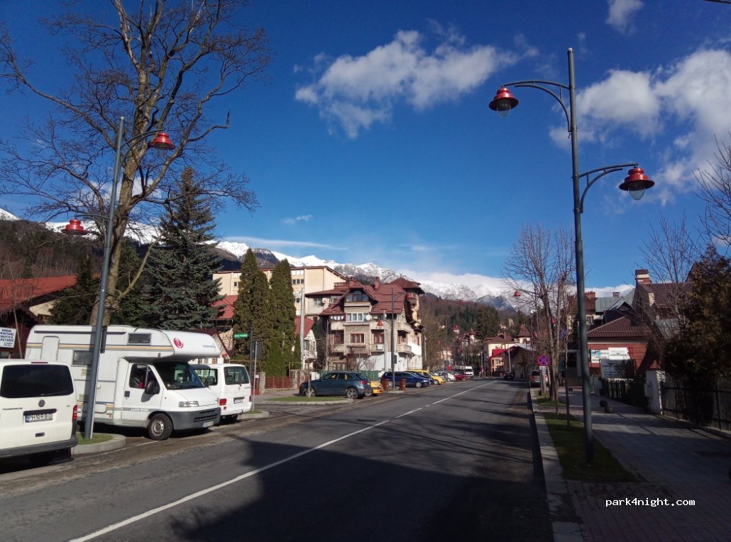 (106100) Sinaia - 22-24 Bulevardul Republicii — foto 2