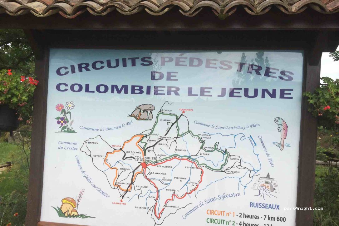(07270) Colombier-le-Jeune - Le Village — foto 2