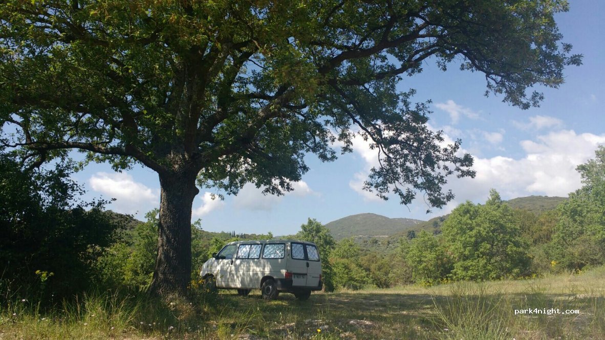 (240 03) Figalia - Unnamed Road — foto
