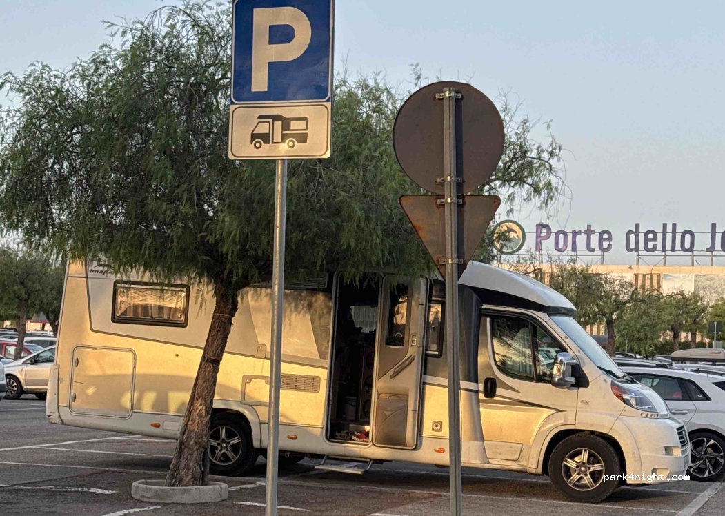 (74121) San Giorgio Jonico - Via per San Giorgio — foto 2
