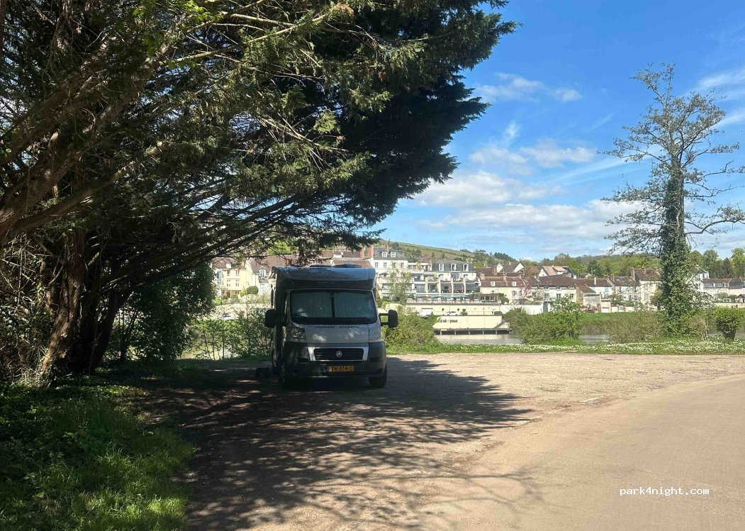 (89300) Joigny - Chemin du Port au Bois — foto 4