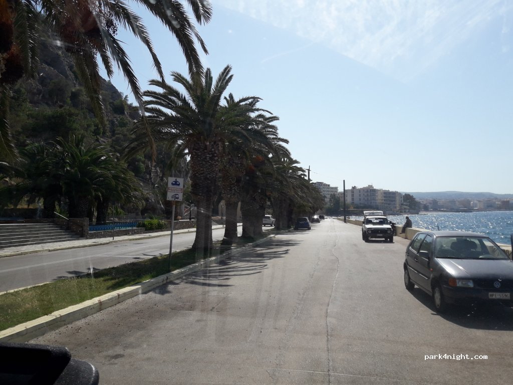(203 00) Loutraki - 66 Eparchiaki Odos Loutrakiou-Schinou — foto
