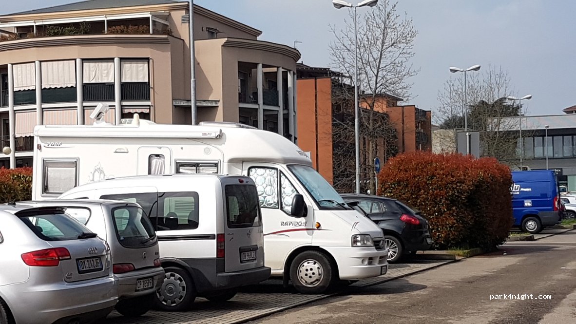 (43126) Parma - 21 Largo Remo Coen — foto 3