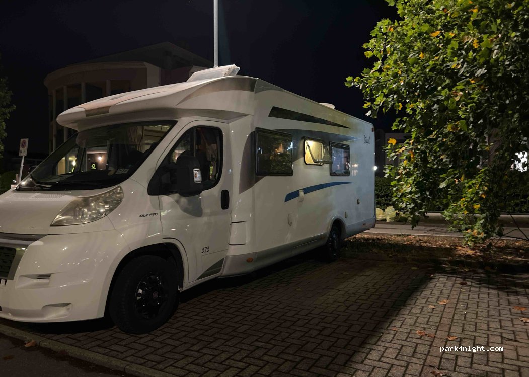 (43126) Parma - 21 Largo Remo Coen — foto 4