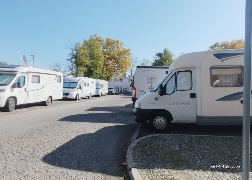 Parque de Autocaravanas Évora — foto 5