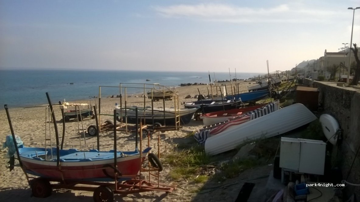 (98162) Messina - 51 Via Lungomare — foto