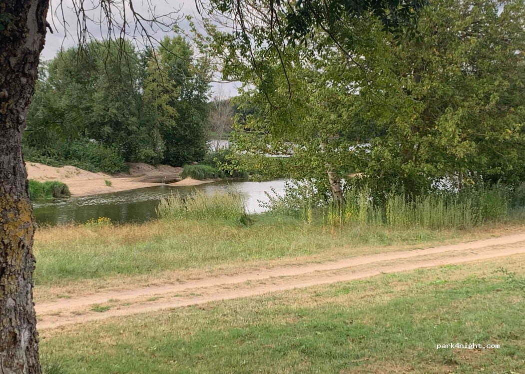 (28190) Saint-Georges-sur-Eure - D610 — foto 2