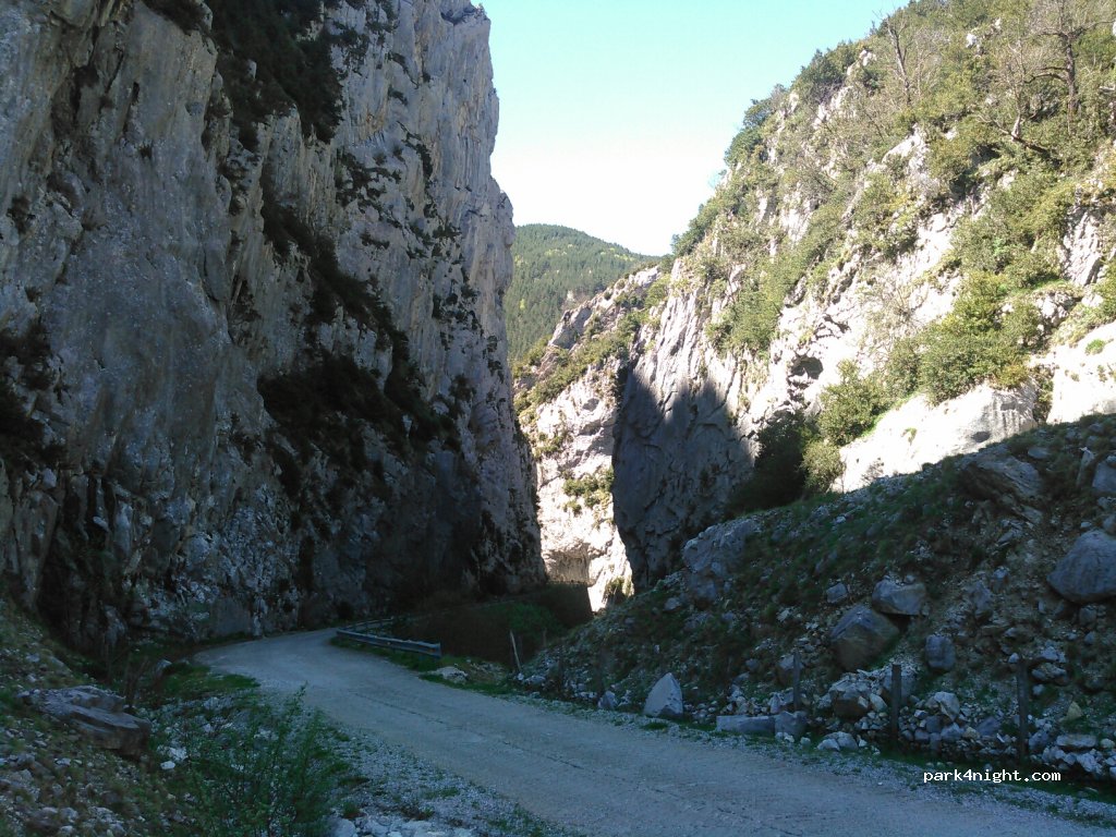 (31417) Isaba - Unnamed Road — foto