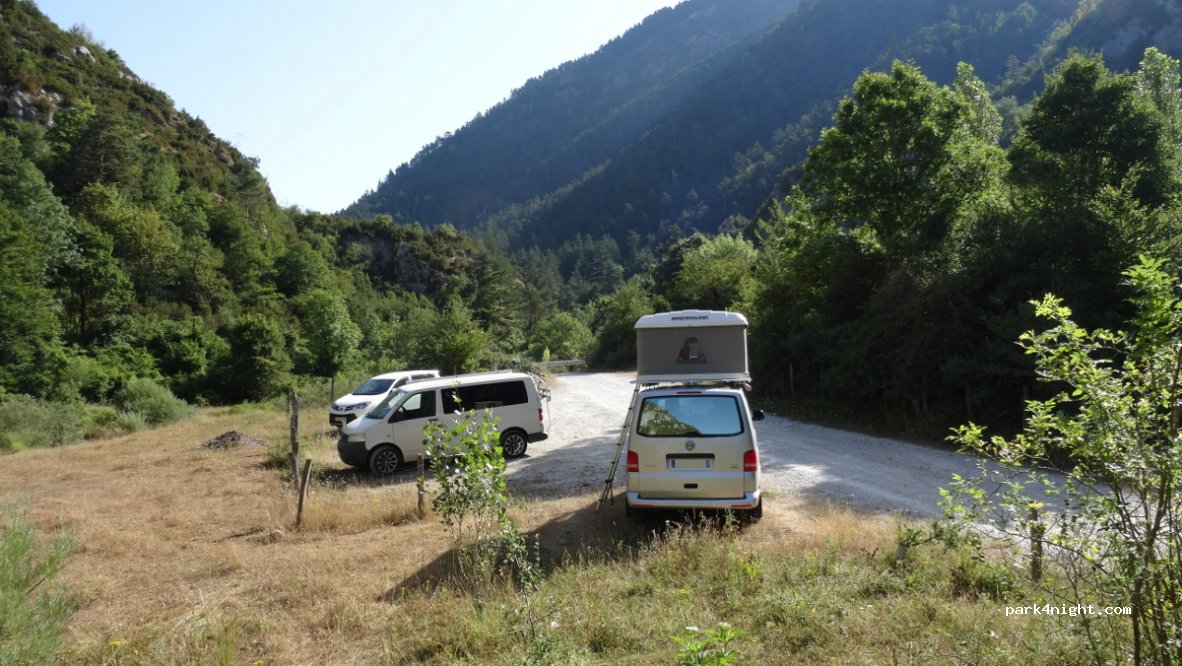 (31417) Isaba - Unnamed Road — foto 4
