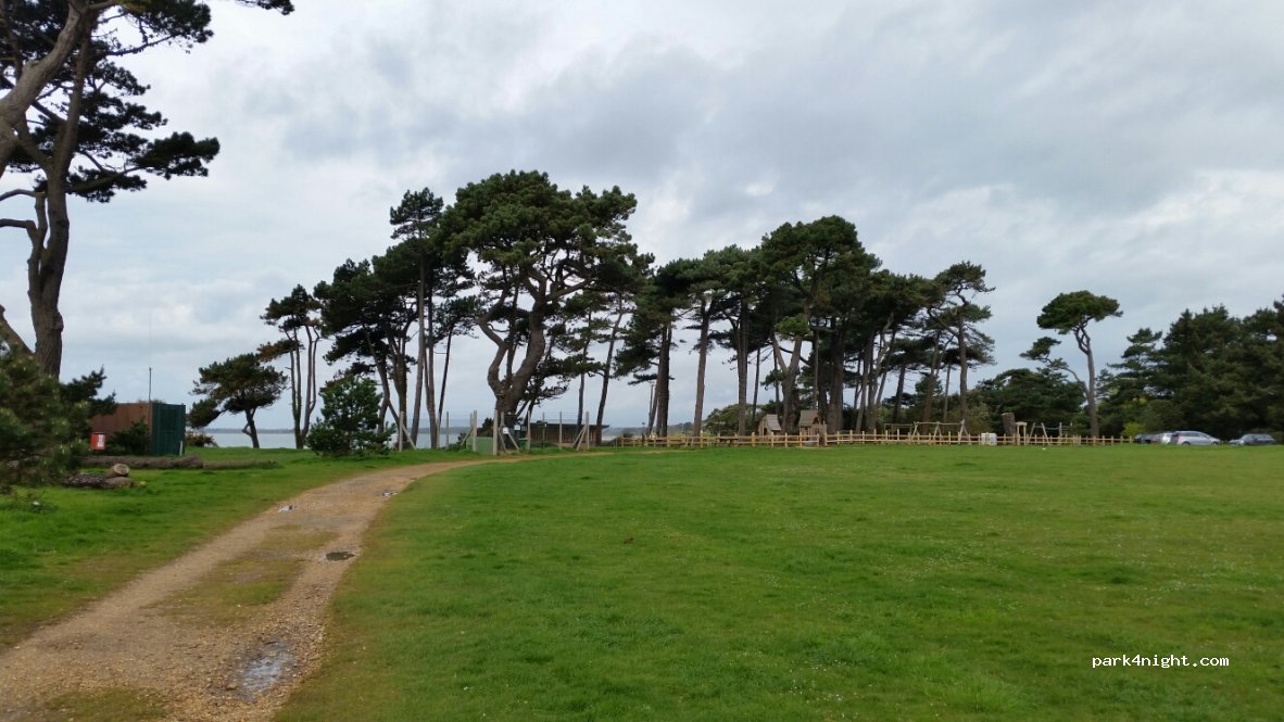 (SO45) Lepe - 2 Lepe Road — foto 2