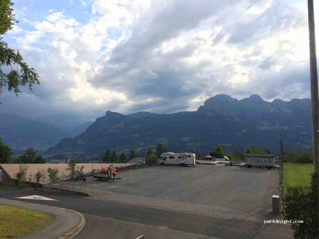 (9497) Triesenberg - Sportplatzstrasse — foto