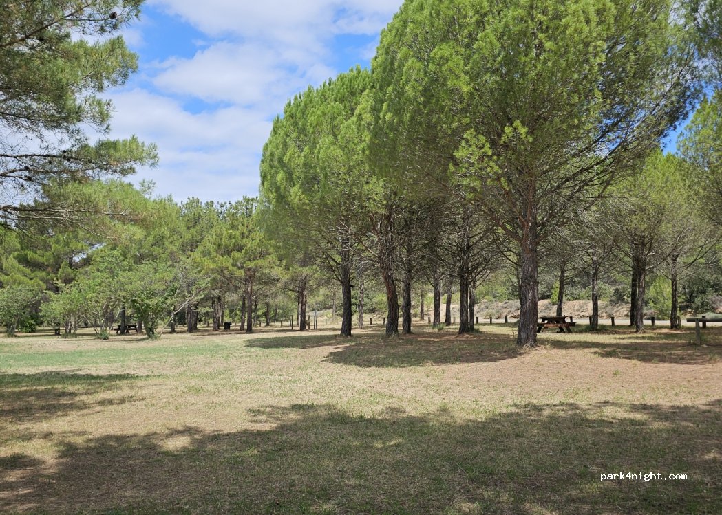 (11800) Laure-Minervois - 51 Avenue de la Montagne Noire — foto 4