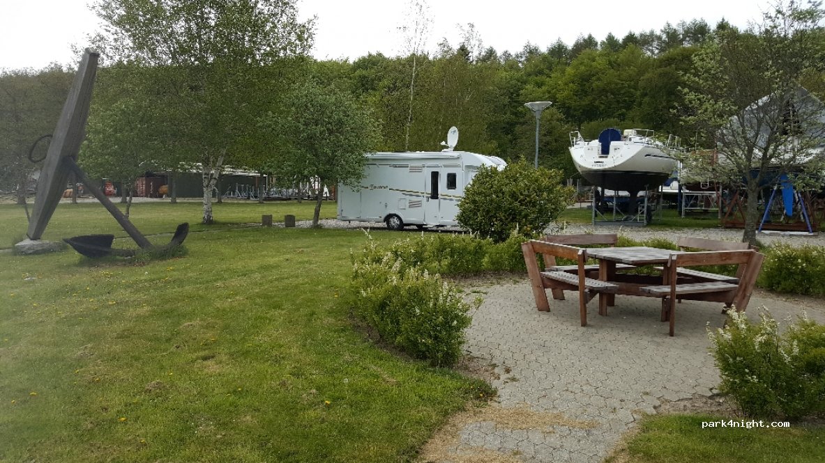 Hadsund Lystbådehavn — foto