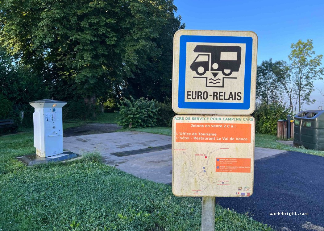 (08430) Launois-sur-Vence - Promenade Jules Mary — foto 4