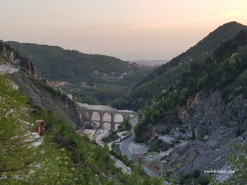 (54033) Carrara - 2 Via Miseglia Fantiscritti — foto