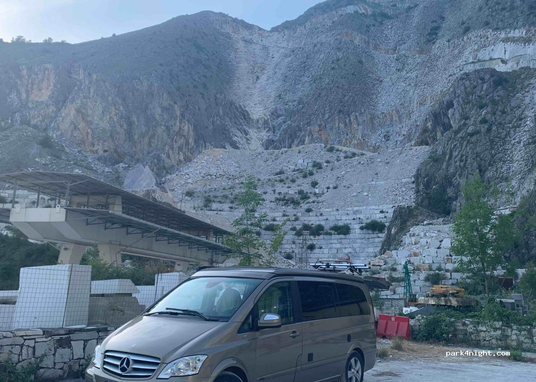 (54033) Carrara - 2 Via Miseglia Fantiscritti — foto 3