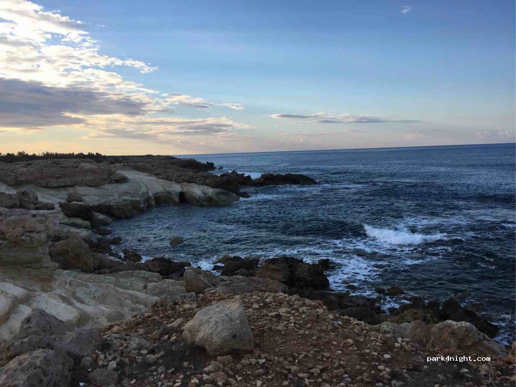 () Peyia - Unnamed Road — foto