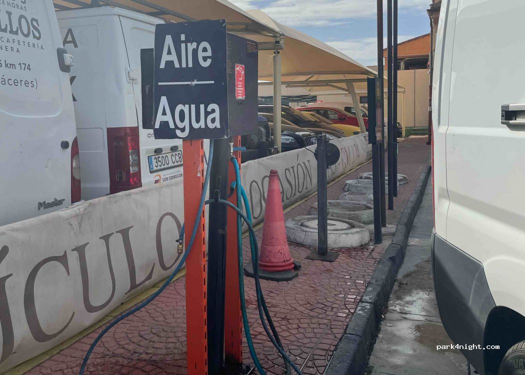 (10335) Peraleda de la Mata - Paseo de Extremadura — foto 2