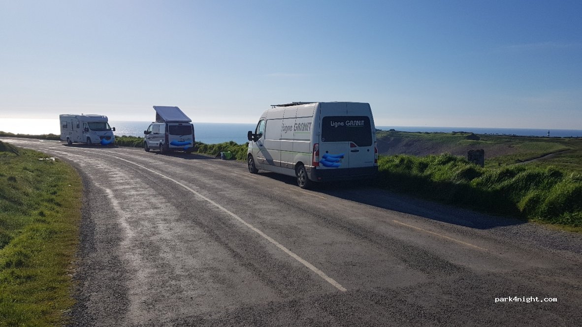 () Downmacpatrick - Unnamed Road — foto