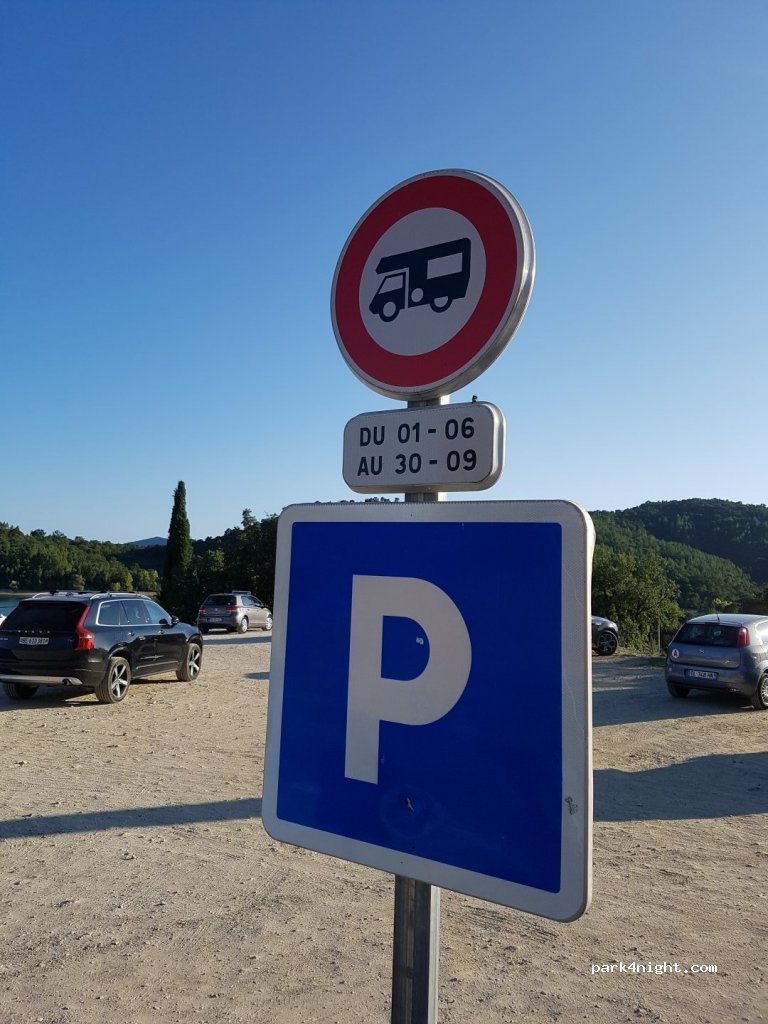 (83440) Montauroux - Route du Lac — foto 2