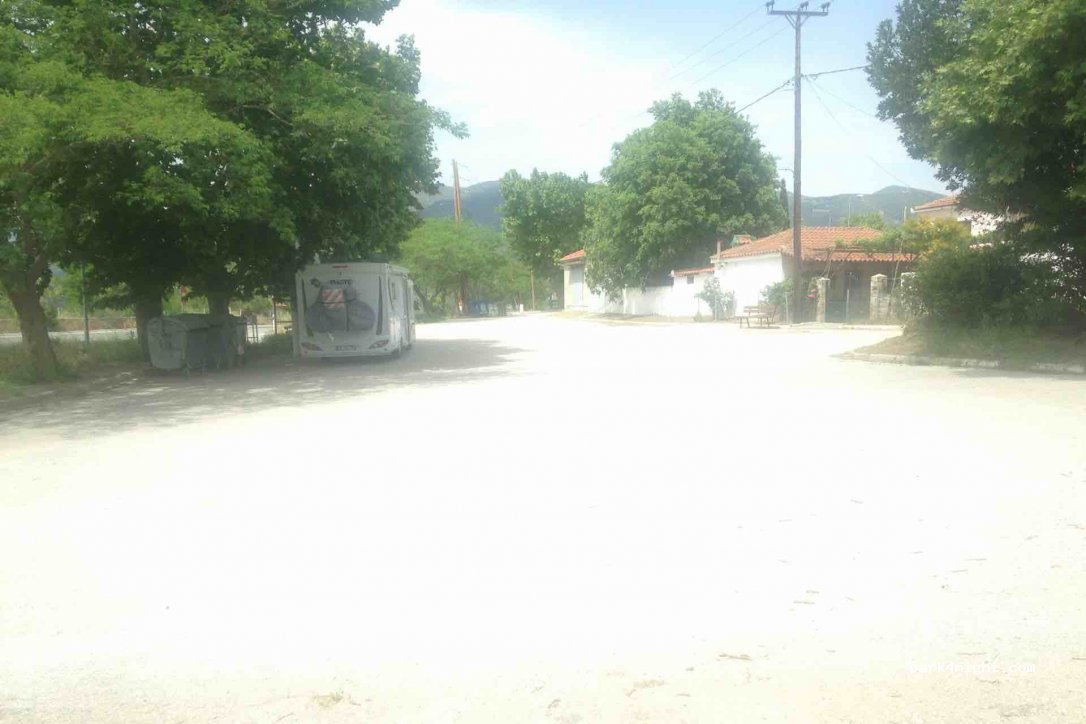 (400 06) Evaggelismos - Eparchiaki Odos Larisas-Evaggelismou — foto 2