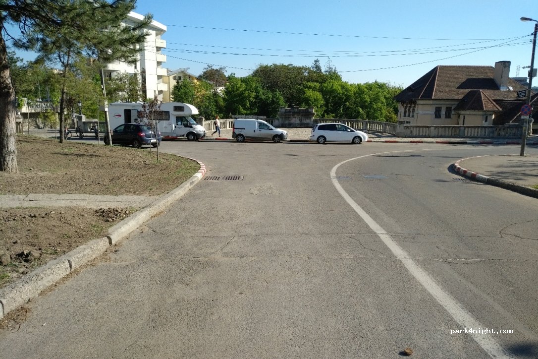 () Iași - Strada Râpa Galbenă — foto