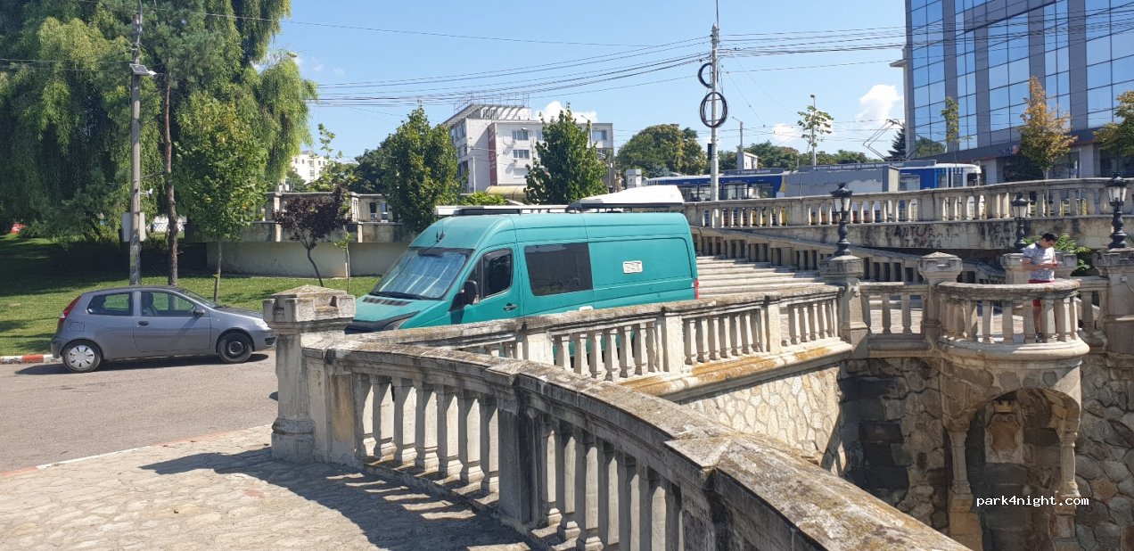 () Iași - Strada Râpa Galbenă — foto 2