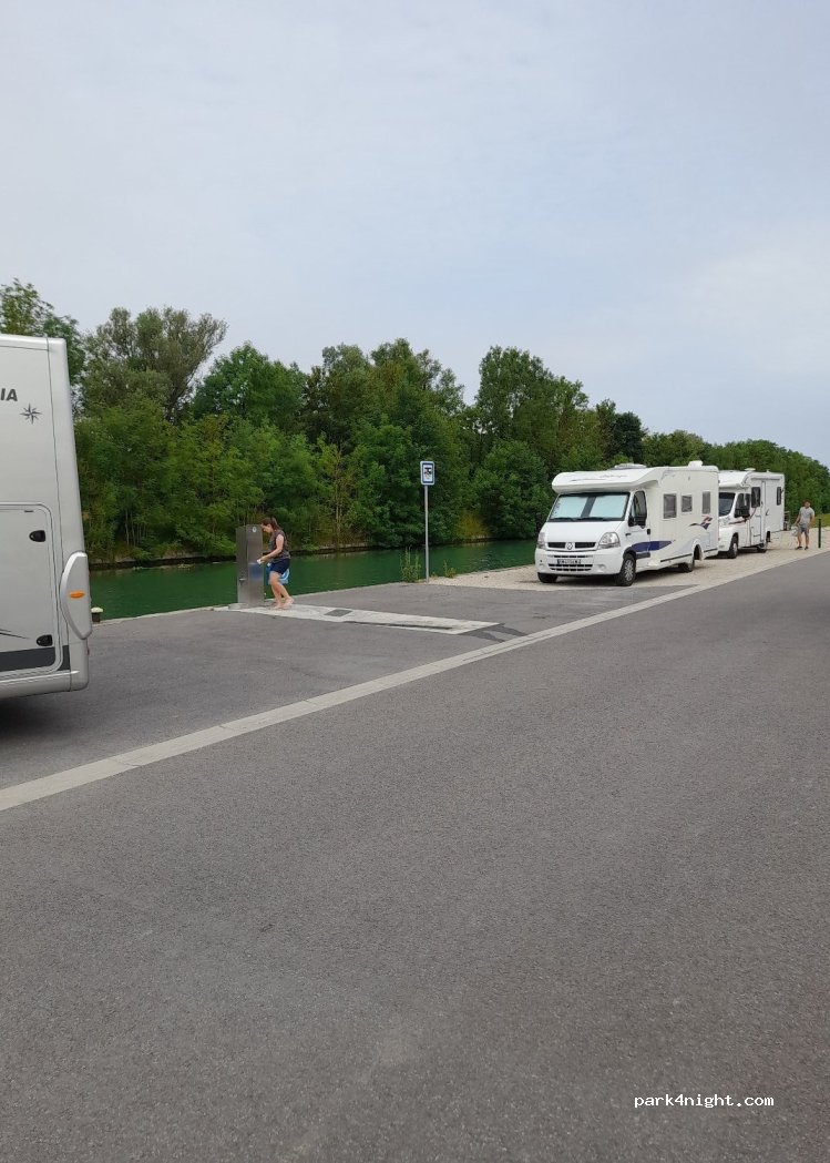 (51240) Pogny - 10 Rue du Port — foto 3
