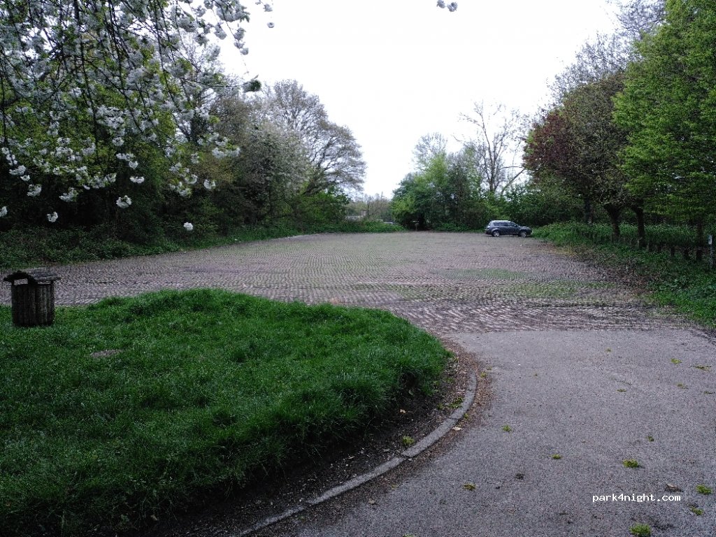 Happy Valley Car Park — foto 2