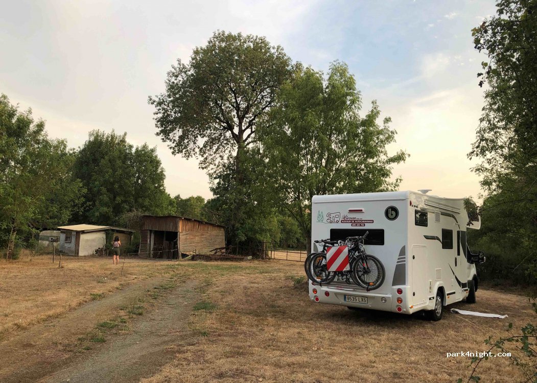 (79310) Verruyes - l'Aujardiere — foto 2