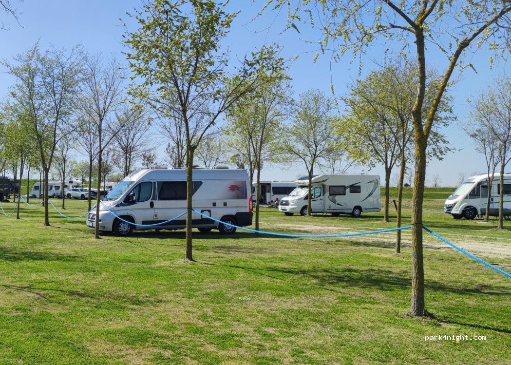 (30021) Caorle - 143 Strada Provinciale Portogruaro Brussa — foto