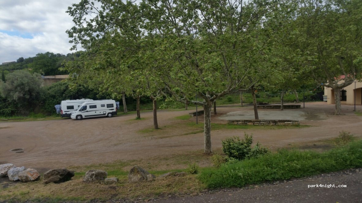(11360) Cascastel-des-Corbières - D106 — foto