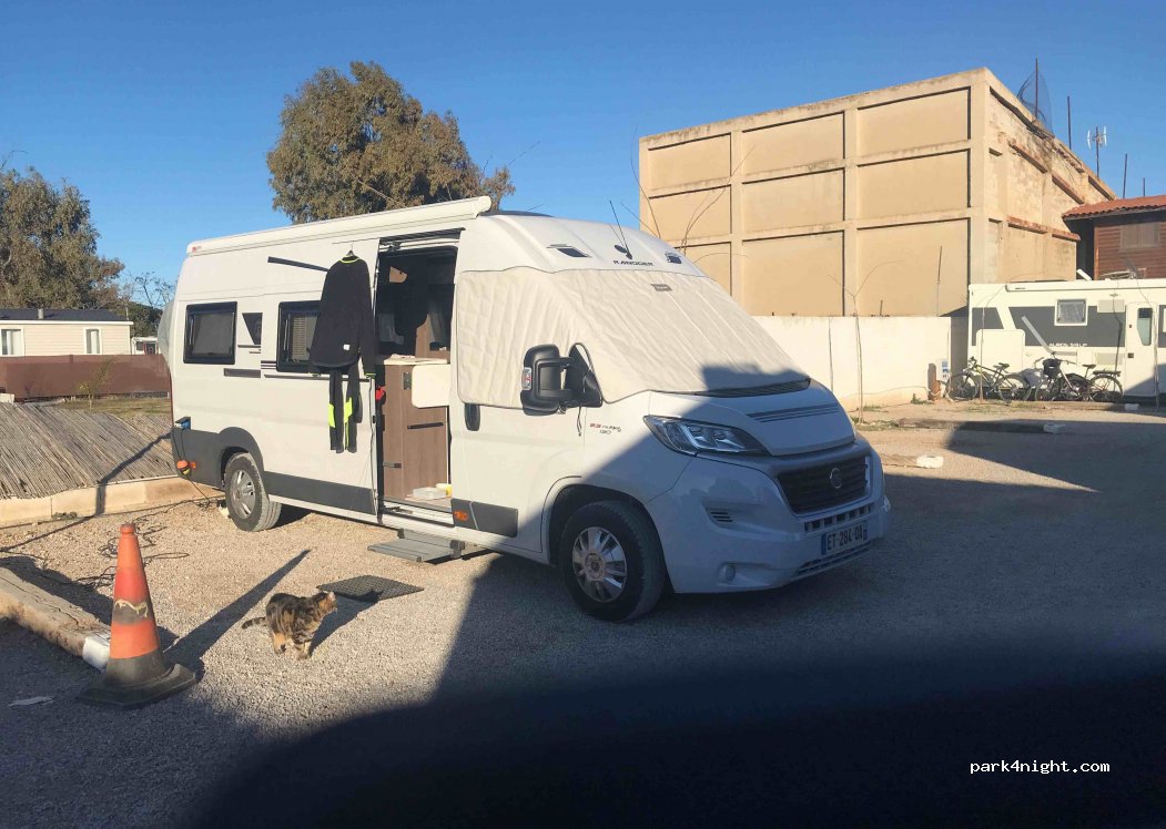 Camping bungalow park albufera — foto