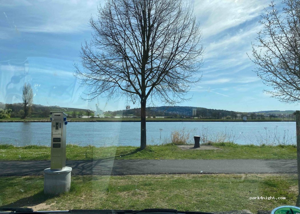 Wohnmobilstellplatz Wipfeld — foto 2