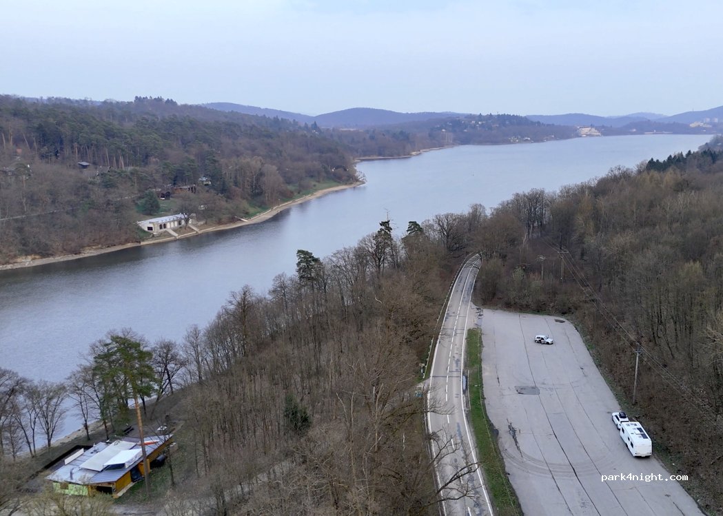 (635 00) Brno - 71 Rakovecká — foto 5