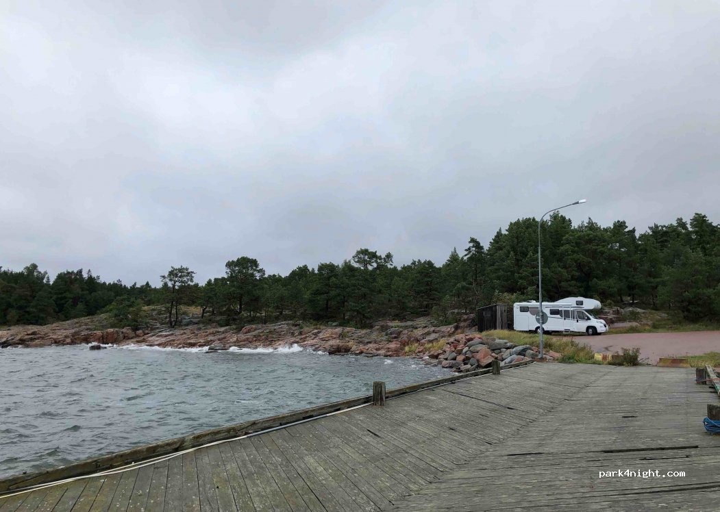 (22270) Skeppsvik - 483-493 Skeppsviksvägen — foto