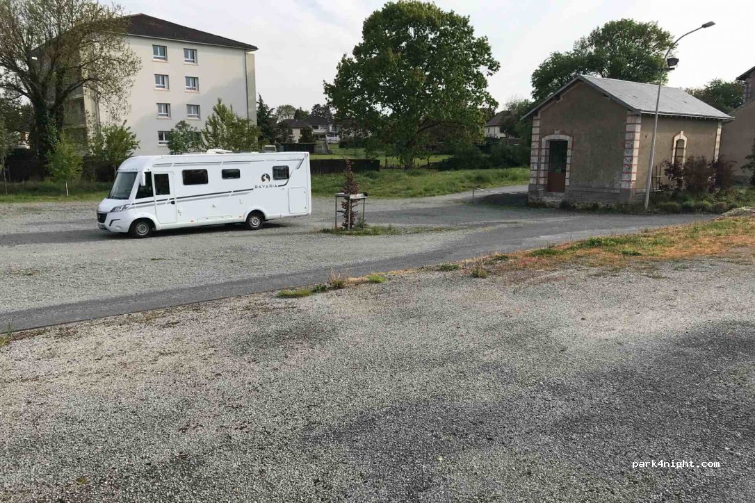 (87190) Magnac-Laval - 16 Rue des Tourettes — foto 2