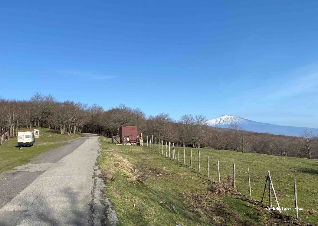 (98033) Cesarò - Unnamed Road — foto 2