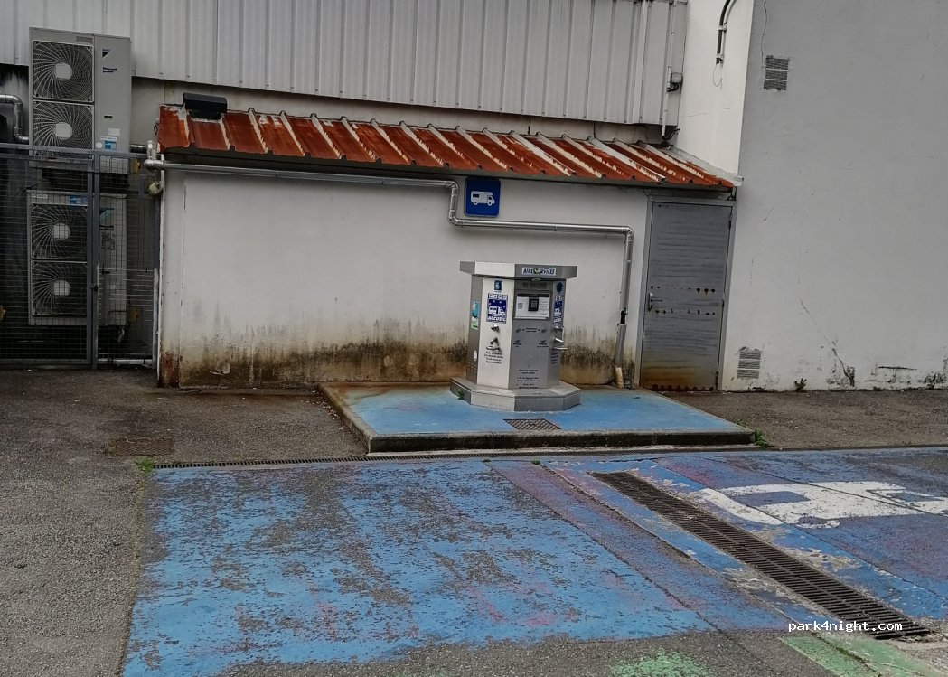 (29000) Quimper - 157-163 Route de Bénodet — foto 3