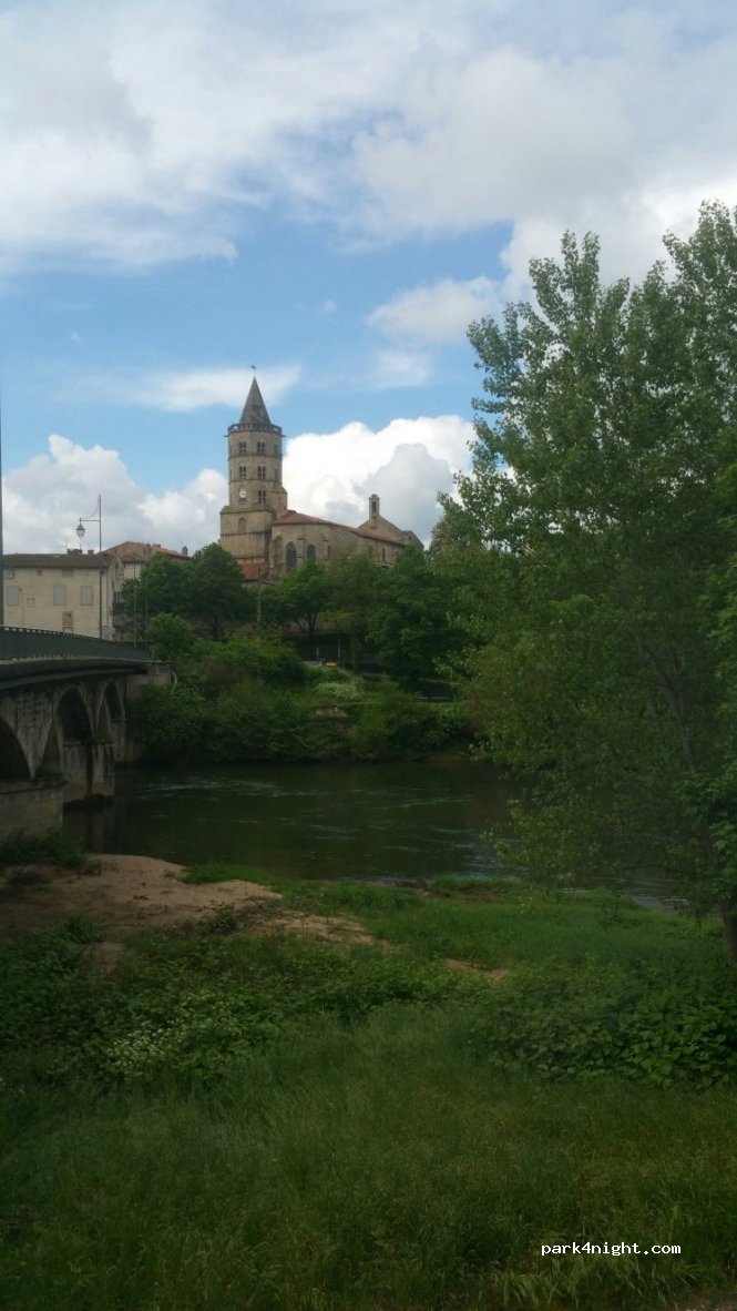 (81290) Labruguière - 1 Place Général Lagarde — foto