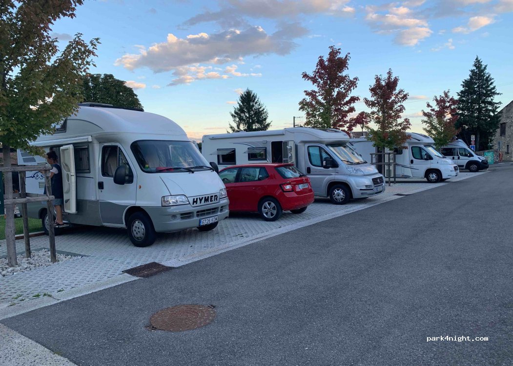 (07130) Châteaubourg - 22-26 Grand Rue — foto 2