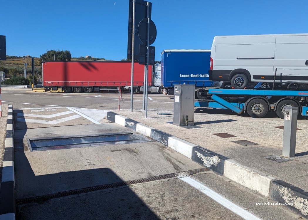(66010) Miglianico - A14 - Autostrada Adriatica — foto