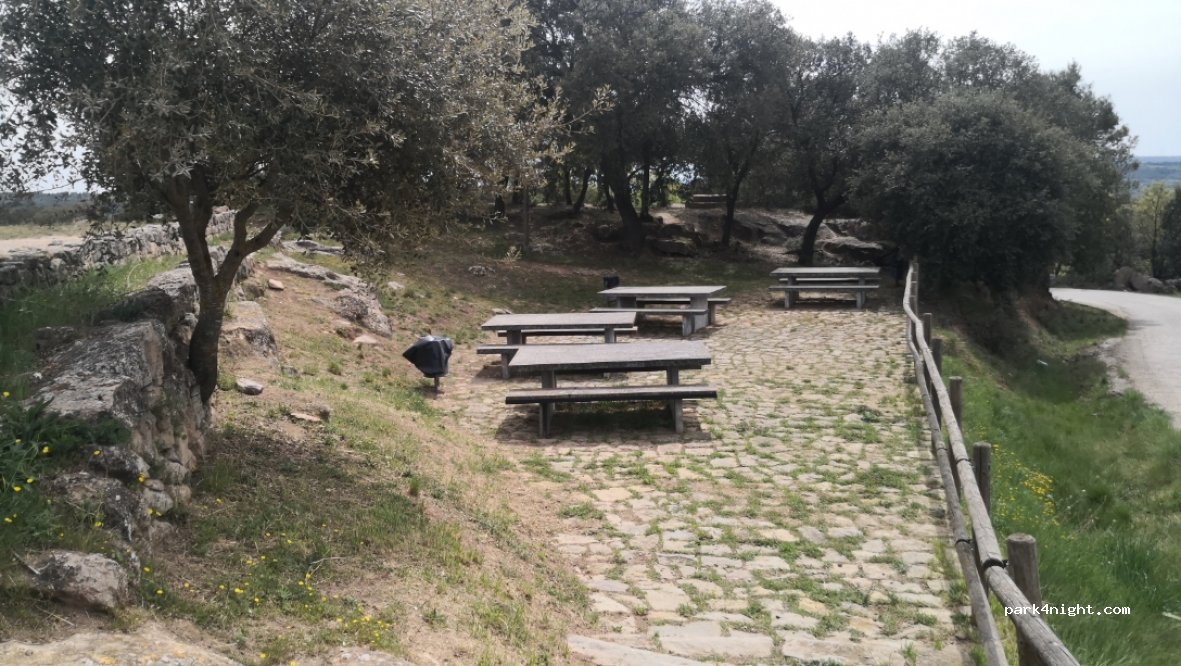 (08281) Els Prats de Rei - Unnamed Road — foto