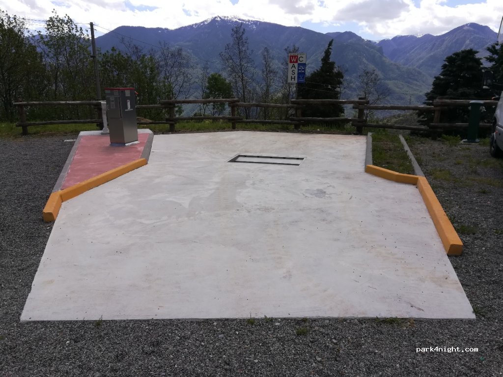 Area Sosta Camper Ossimo Superiore — foto 2