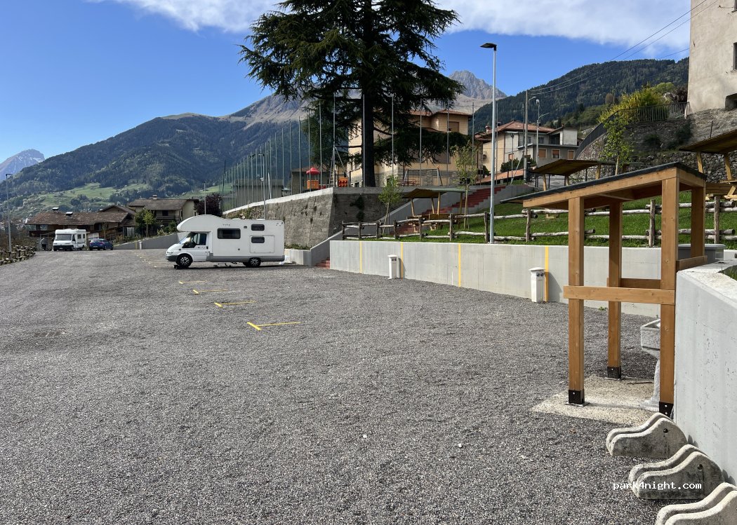 Area Sosta Camper Ossimo Superiore — foto 5