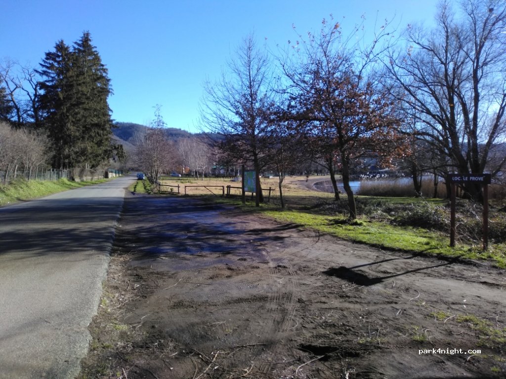 (01032) Caprarola - Unnamed Road — foto