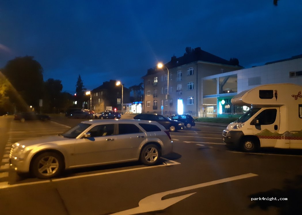 (162 00) Prague - 6 U Vojenské nemocnice — foto 3