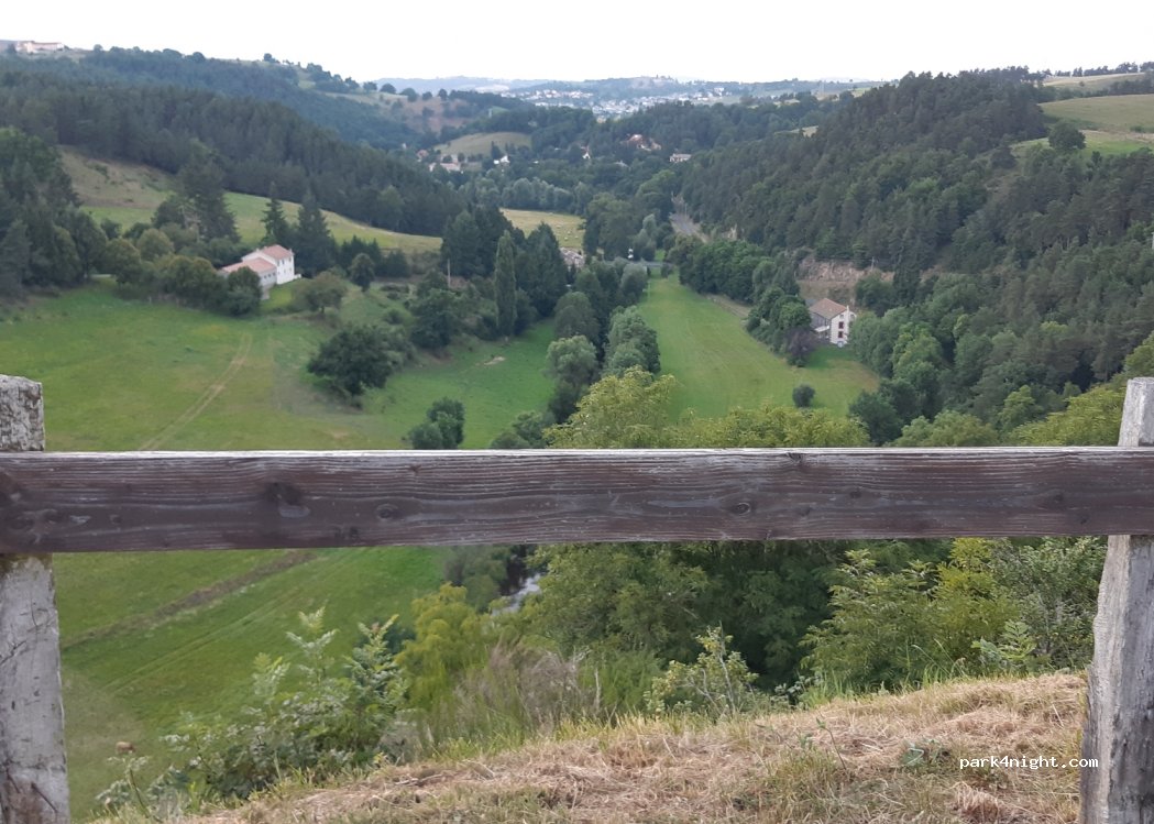 (15100) Saint-Georges - Le Bourg — foto 3